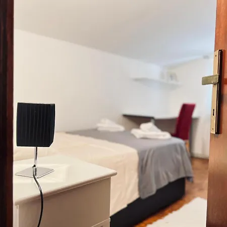 Appartamento Apartment With Garden And Terrace