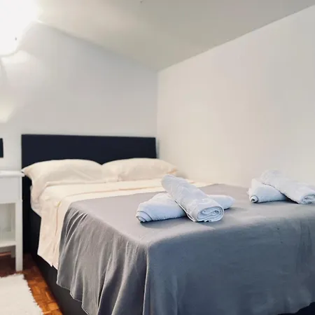Appartamento Apartment With Garden And Terrace *