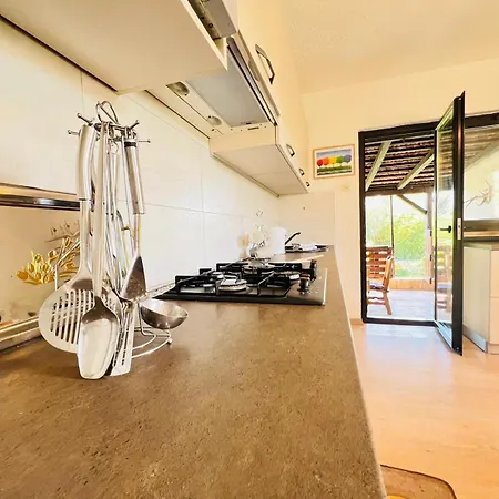 Appartamento Apartment With Garden And Terrace
