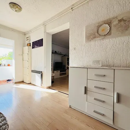Appartamento Apartment With Garden And Terrace