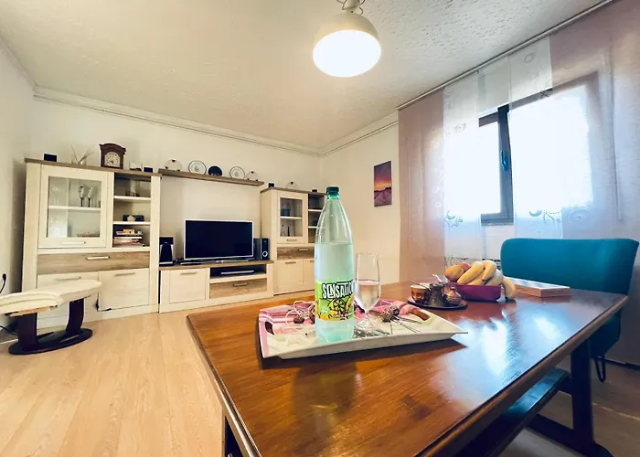 House With Garden And Terrace Apartamento Pula