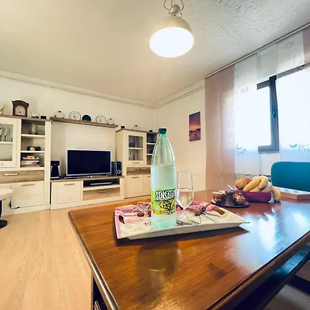 With Garden And Terrace Apartment Pula